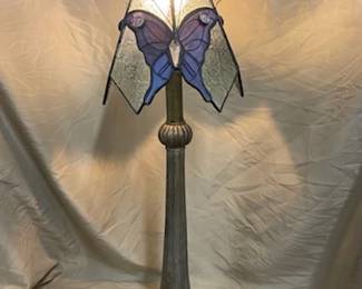 Stained Glass Lamp w/Butterflies 