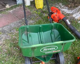 Scotts spreader - $15.00