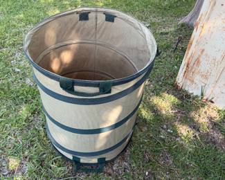 Flexible Leaf Basket - $3.00