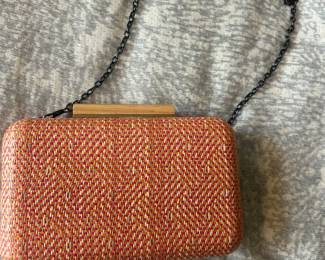 Woven Clutch with Chain Strap Kayu Carmen Style
