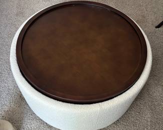 Round Storage Ottoman with Tray Top