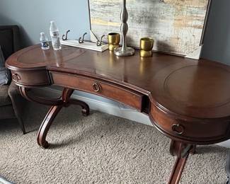 KidneyShaped Writing Desk