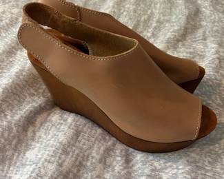 Reba Survivor Wedge Sandals