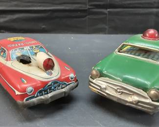 Vtg. Police friction toy cars made in Japan Toy Police Radio Patrol Toy Cars, 1950-1960, Friction mechanisms are free but not lights or sparks are functioning. Great condition for 60 plus years old. Some paint on bottom of patrol car with light on top