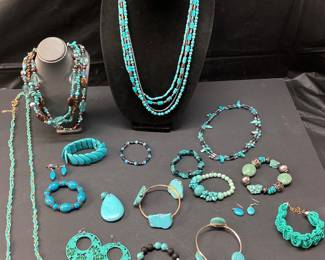 ASSORTED TURQUOISE JEWELRY