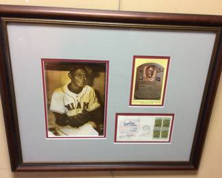 MLB HOF SATCHEL PAIGE AUTOGRAPHED GRANDMA MOSES ENVELOPE IN FRAME WITH PHOTOGRAPH & PLAQUE DESCRIPTION DISPLAYED MLB HALL OF FAME NO COA