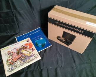 New In Box Bluetooth Suitcase Turntable  Vintage Vinyl Record Collection  3Speed Portable Player