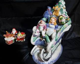 Fitz and Floyd Christmas Collection Sleigh Cookie Jar  Holiday Salt and Pepper Shakers