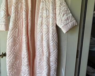 Christian Dior Quilted Pink Satin Housecoat Robe – Size Medium