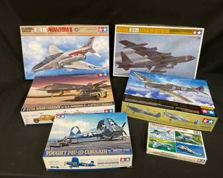 TAMIYA Model Airplane Kits ft. F117 Nighthawk