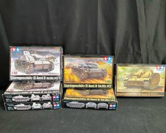 Tamiya Model Tank Kits feat. Sturmgeschutz III Ausf. G