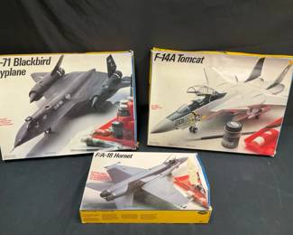 Testors Aircraft Model Kits feat. F14A Tomcat