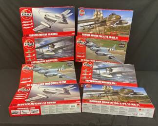 Airfix Model Airplane Kits Hawker Hunter FGA.9  FR.10  GA.11  Assorted