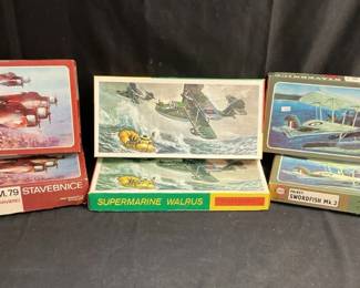 Smer Model Plane Kits feat. Submarine Walrus