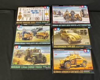 TAMIYA 148 Military Vehicles  Signs Model Kits