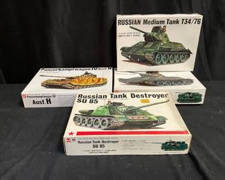 Bandai Model Tank Kits feat Russian Medium Tank