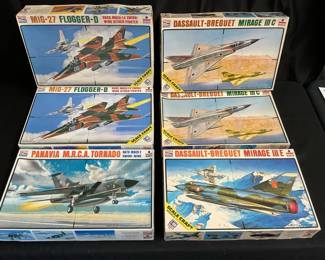Scale Craft Model Plane Kits feat. MiG27 FloggerD