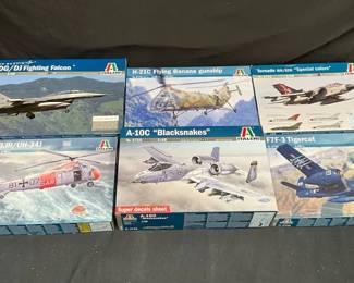 Italeri 148 Model Airplane Kits feat. A10C Blacksnakes 