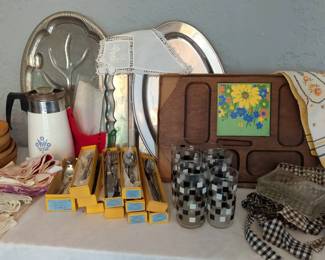 Vintage Kitchenware and Oneida Flatware Set
