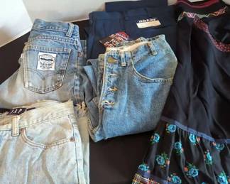 Vintage Levis, Guess, Gap, Dickies And Gunne Sax