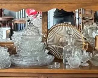 Assorted Cut Class And Crystal