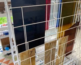 Glass sheets for stained glass making