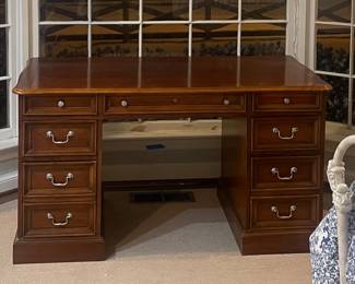 Partners executive desk mahogany wood file drawers, 475