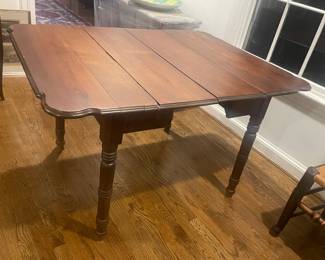 antique early American table with pullout sides and turned legs late 1800s $600