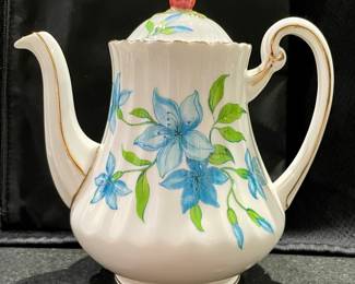 antique tea said paragon appointment by her Majesty the Queen Royal China $ 180