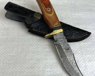 Damascus Steel Fixed Blade Knife w/ Sheath
