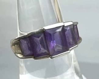 925 Silver Graduating Five Amethyst Band Ring