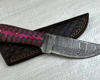 Damascus Steel Fixed Blade Knife w/ Sheath