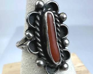 925 Silver Vintage Navajo Curved Coral Inlay Ring