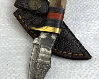 Damascus Steel Fixed Blade Knife w/ Sheath
