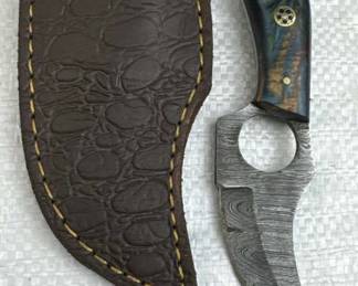 Damascus Steel Fixed Blade Knife w/ Sheath