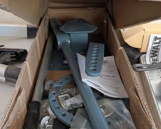 T18 - $40. Central Machinery Bench Top Bar & Rod Bender. Model 38474.