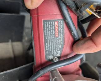 T76 - $15. Chicago Electric Double Cut Saw. 
