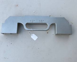 T128 - $40. 16" & 12" framing tool. 