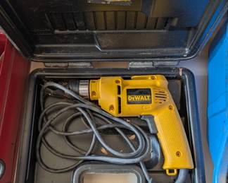 T66 - $30. DeWalt DW106. 3/8" VSR Drill. Tested & Works!