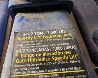 T56 - $75. Michelin 3.5 Ton Speedy Lift Hydraulic Jack. 