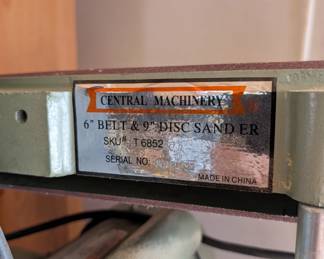 T6 - $40. Central Machinery 6" Belt & 9" Disc Sander. Model T6852