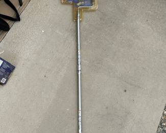 T75 - $40. Graco Pressure Roller Kit. New in Package.  (Connects to graco airless spray gun)