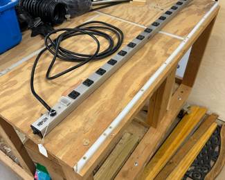 T104 - $25. Tripp-Lite PS-4816. 16 Plug.