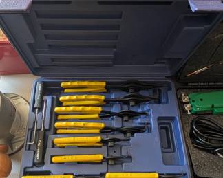 T49 - $25. Cal-Hawk Snap Ring Plier Set. 