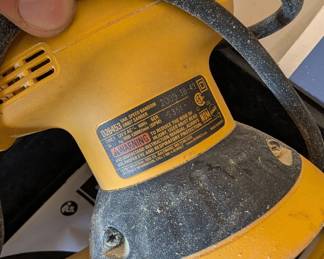 T54 - $30. DeWalt Orbit Sander. Model 26543. 