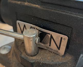 T7 - $500. Wilton 6.5" Jaw - Combination Vice. (Wilton WL9-28807 1765, Tradesman Vise, 6-1/2"Jaw Width, 6-1/2" Jaw Opening, 4" Throat Depth)