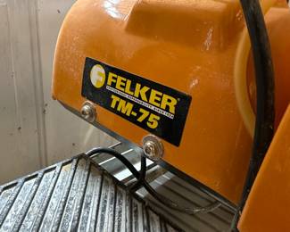 T113 - $75. Felker Wet Tile Saw. Model TM-75. 
