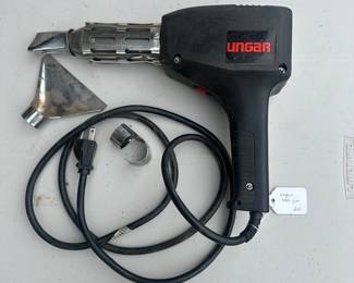 T77 - $20. Ungar Professional Heat Gun 6970. 