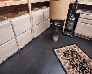 6 Cabinets with a matching shelf