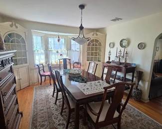 Dining Room Set/rug